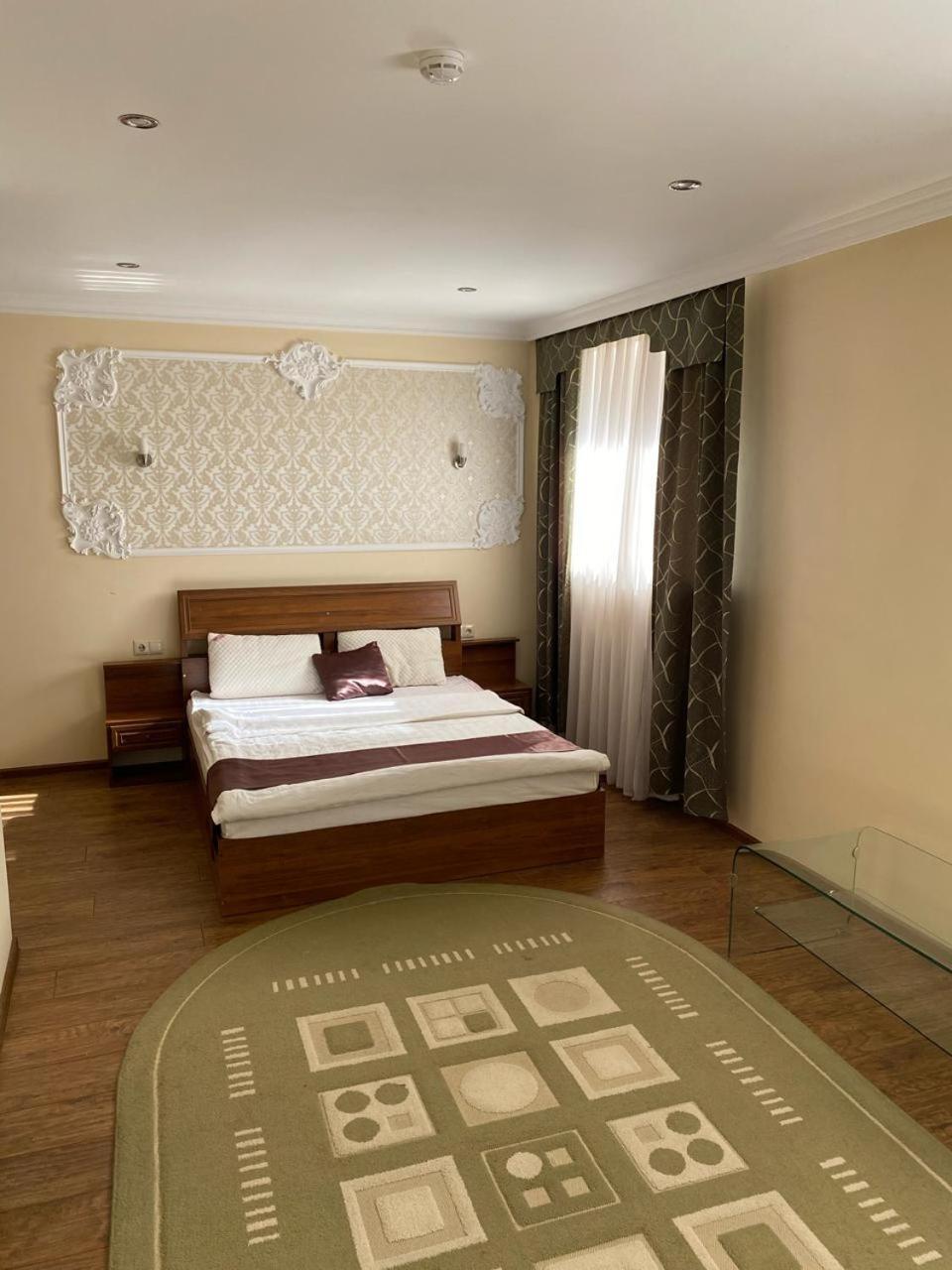 Sky Luxe Hotel อัสตานา ภายนอก รูปภาพ